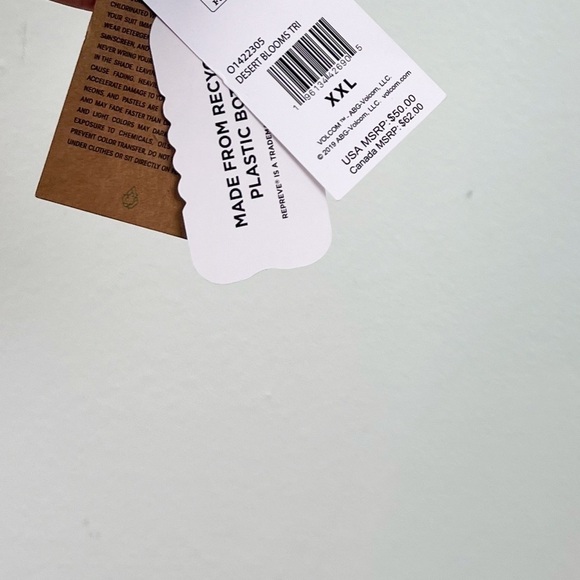 NWT Volcom Desert Blooms Triangle Bikini Top - Picture 7 of 9